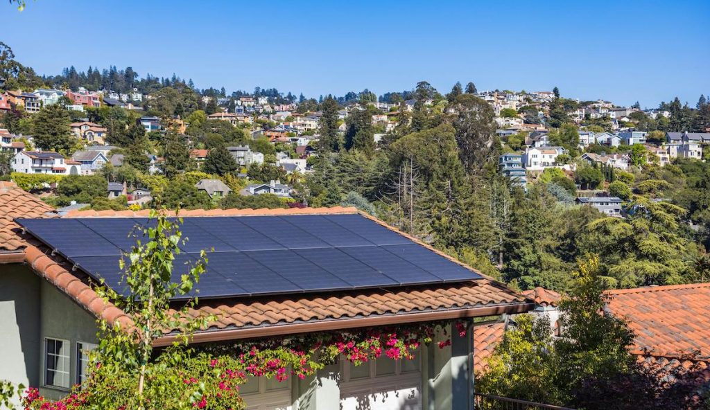 homes running on solar energy are valued higher than those that do not