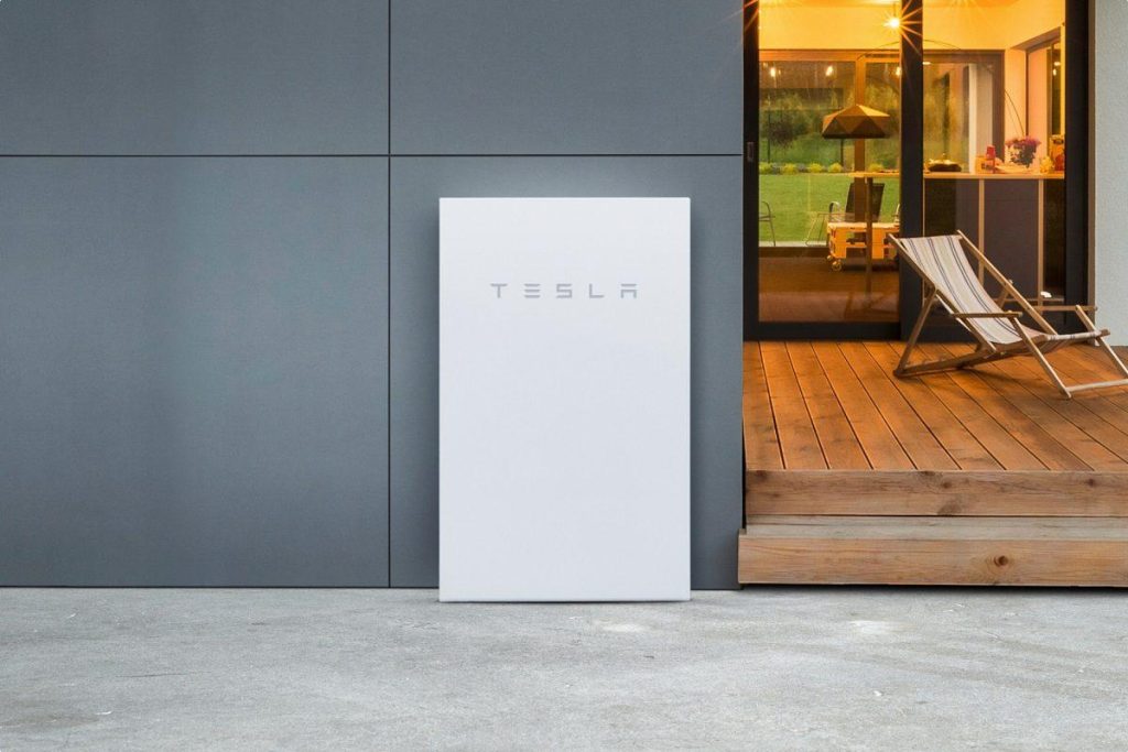 pros and cons of battery storage