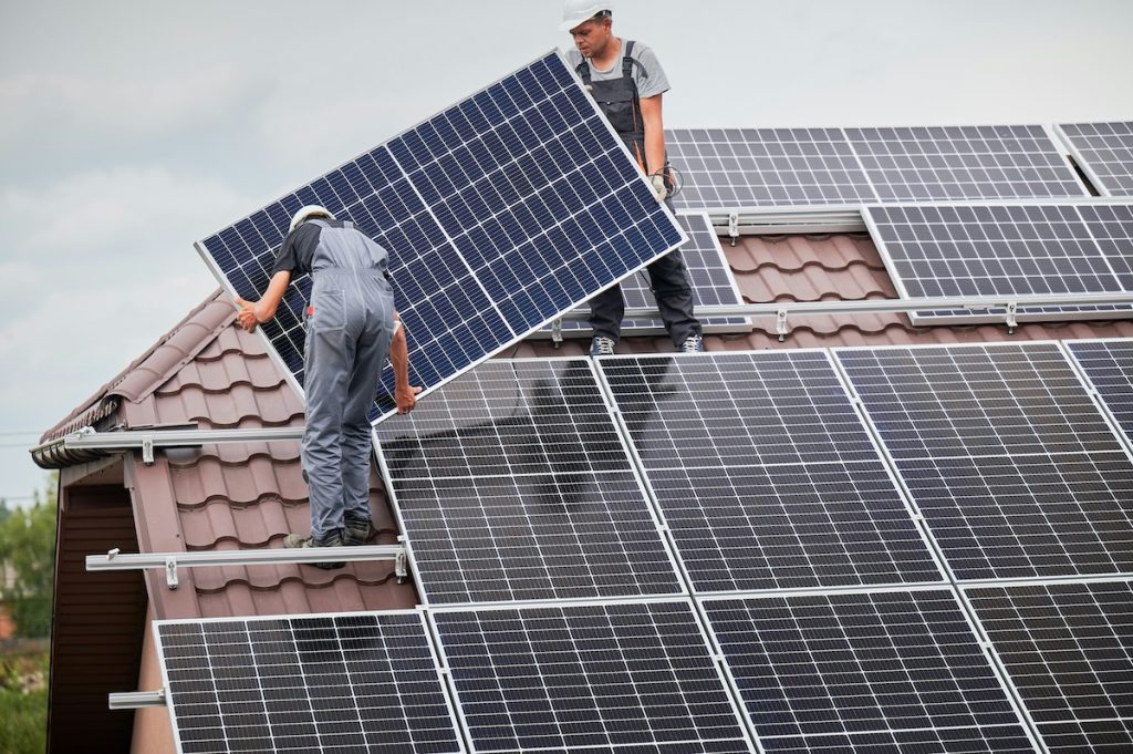 How to Use a HELOC to Finance your Home Solar Installation